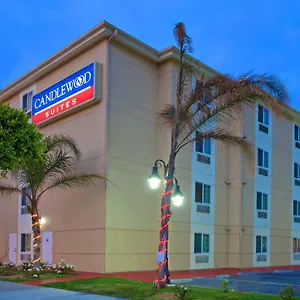 Hotel Candlewood Lax Hawthorne, An Ihg